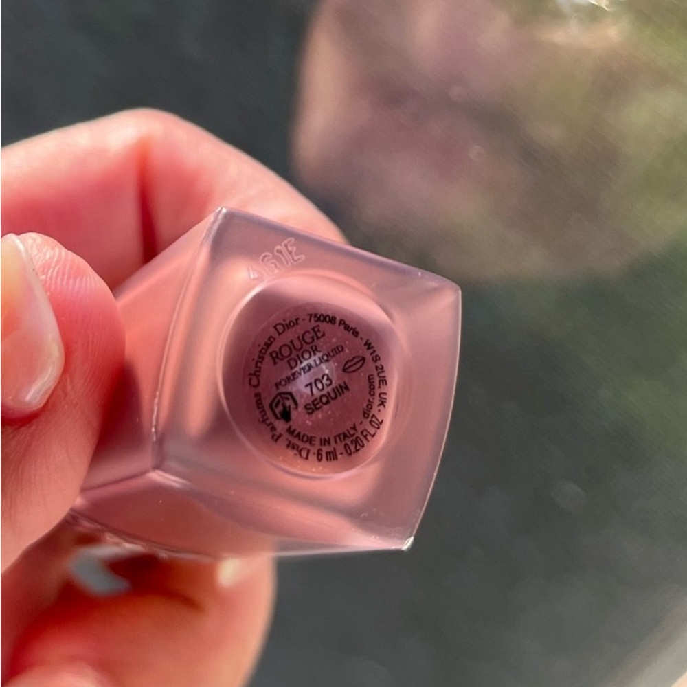 DIOR 703 Sensation Rouge Dior Forever Liquid Sequin - Limited Edition - Picture 4 of 5